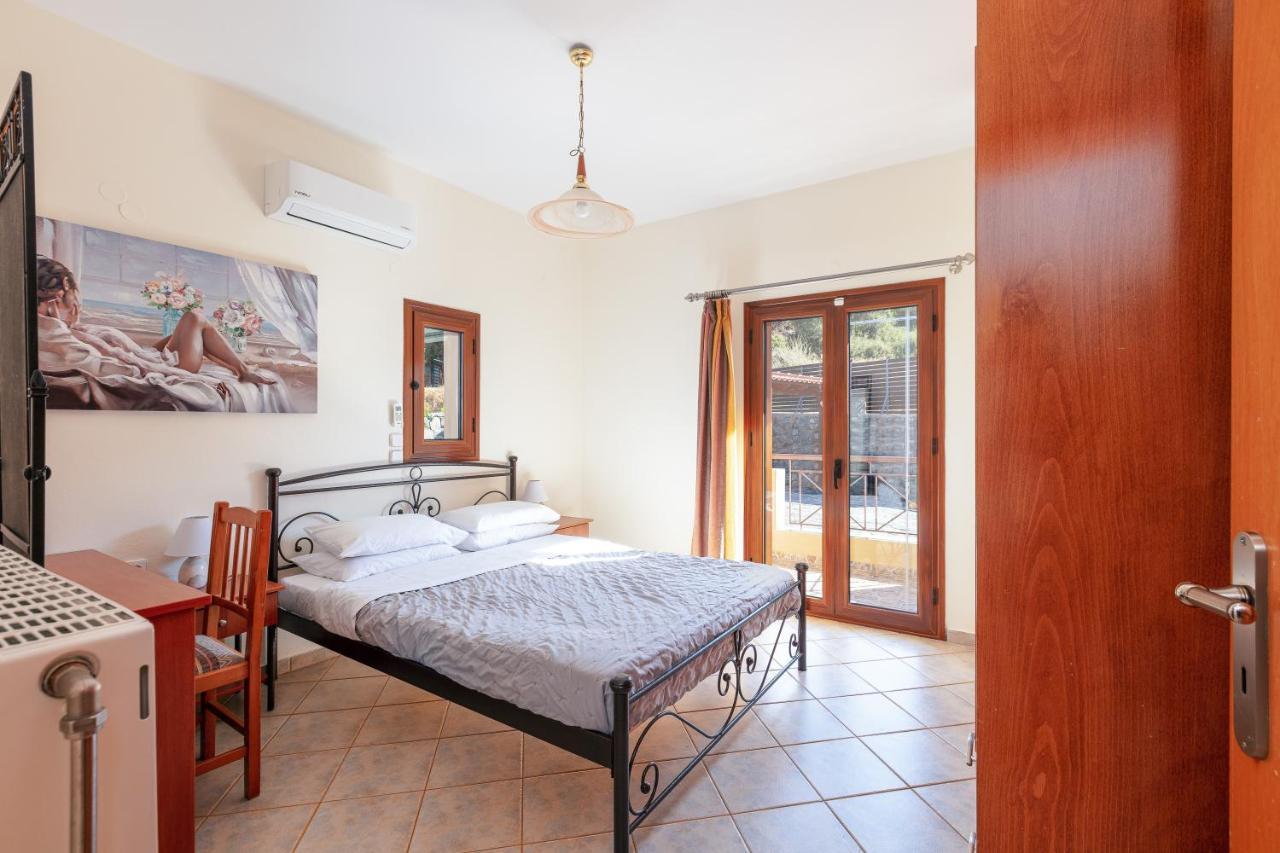 Villa Sevdas Perama  Екстериор снимка