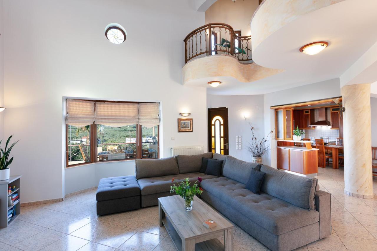 Villa Sevdas Perama  Екстериор снимка