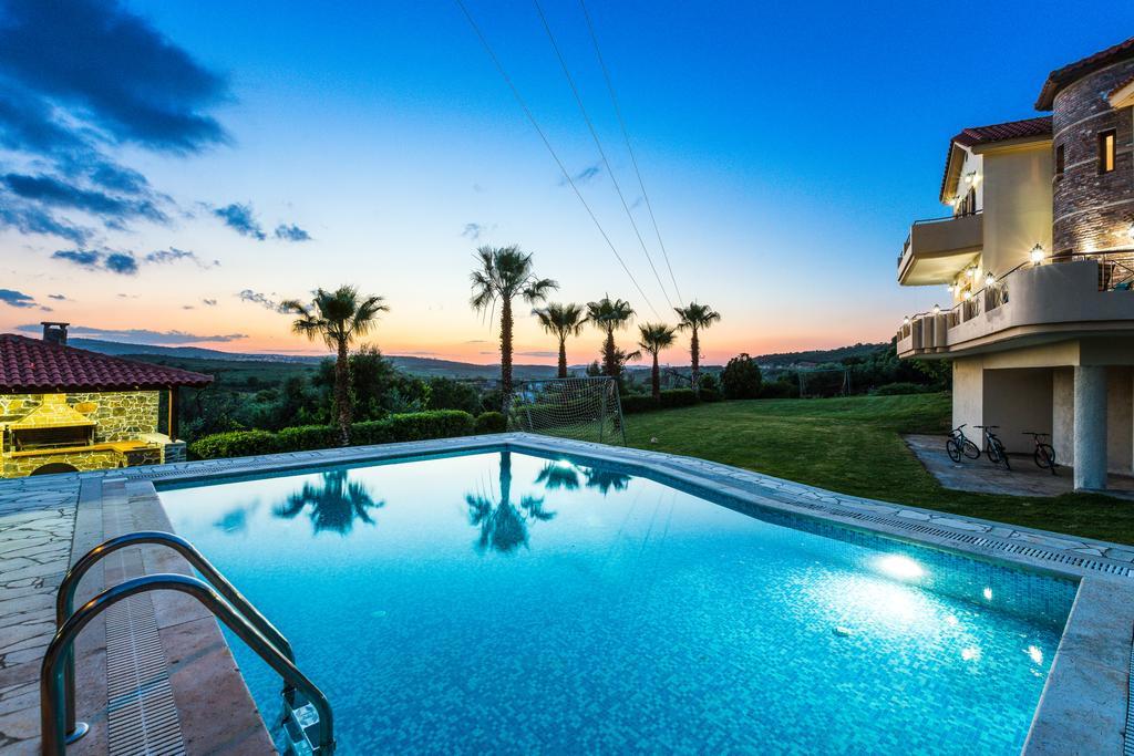 Villa Sevdas Perama  Екстериор снимка